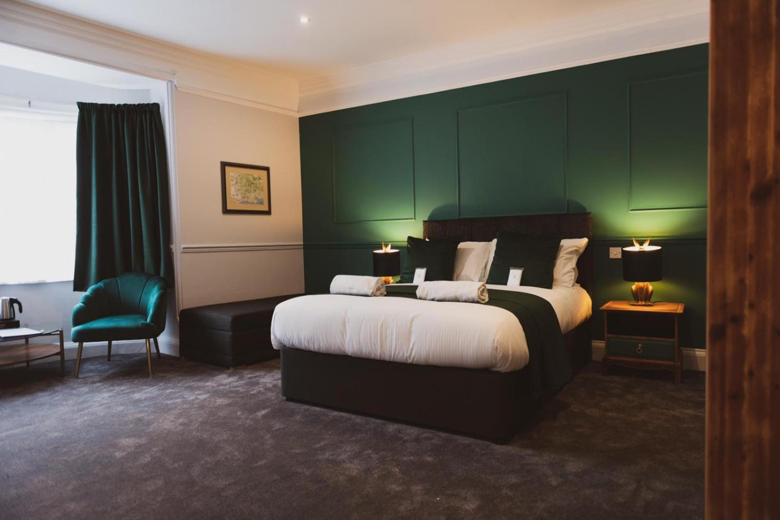 The Stag Hotel And Mailmans Arms 린드허스트 외부 사진